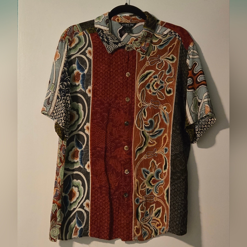 Citron Santa Monica Embossed Patterned Men's Shirt Sz M EUC PTP-22" L-28"